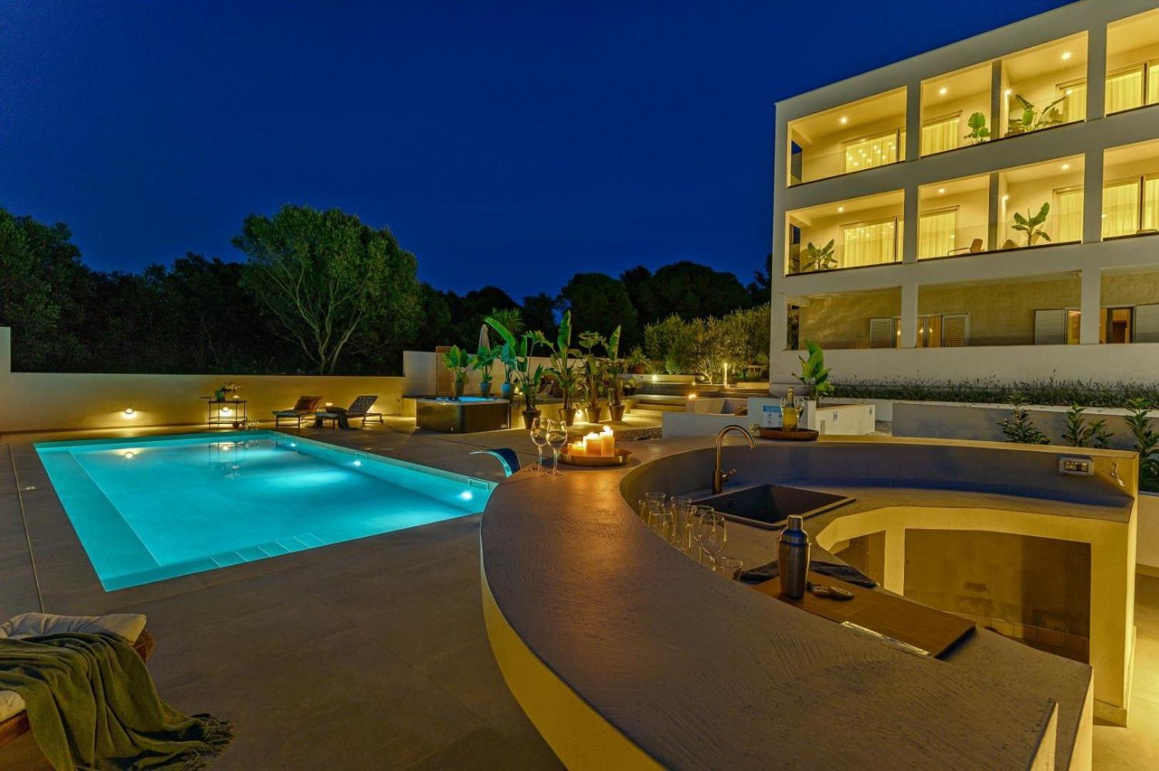 Luxury Villa Del Sogno With Pool, Jacuzzi, Parking Okrug Gornji Extérieur photo