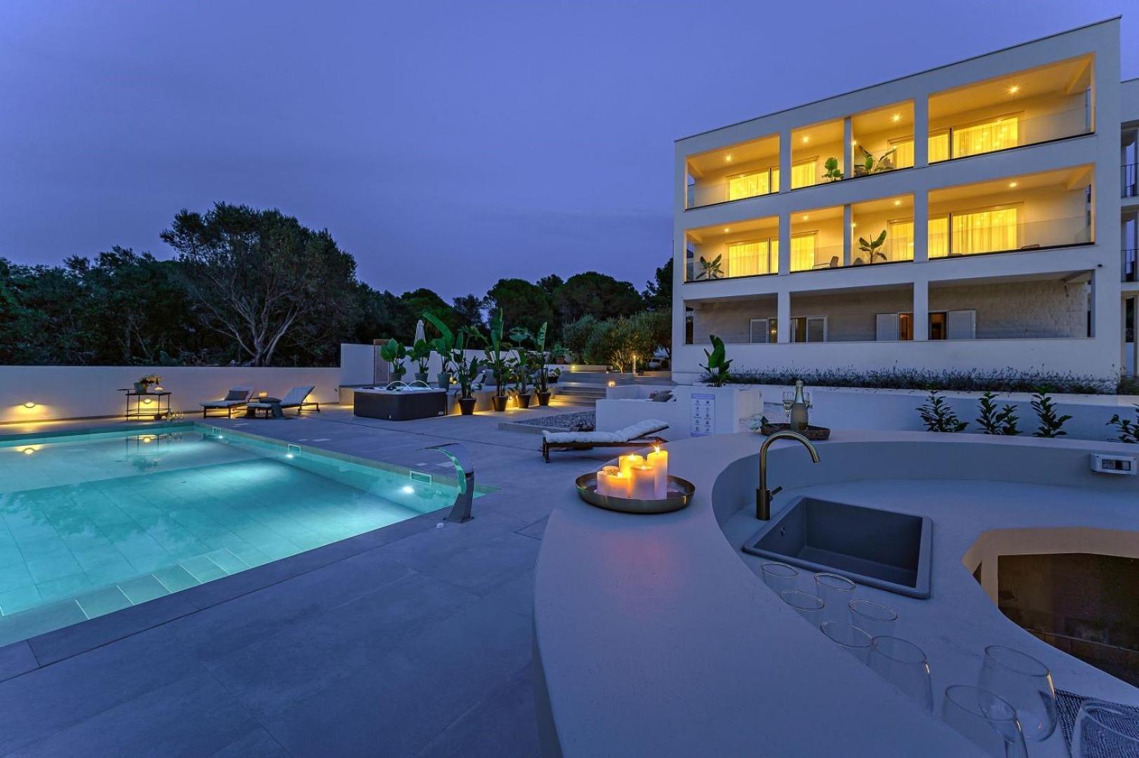 Luxury Villa Del Sogno With Pool, Jacuzzi, Parking Okrug Gornji Extérieur photo